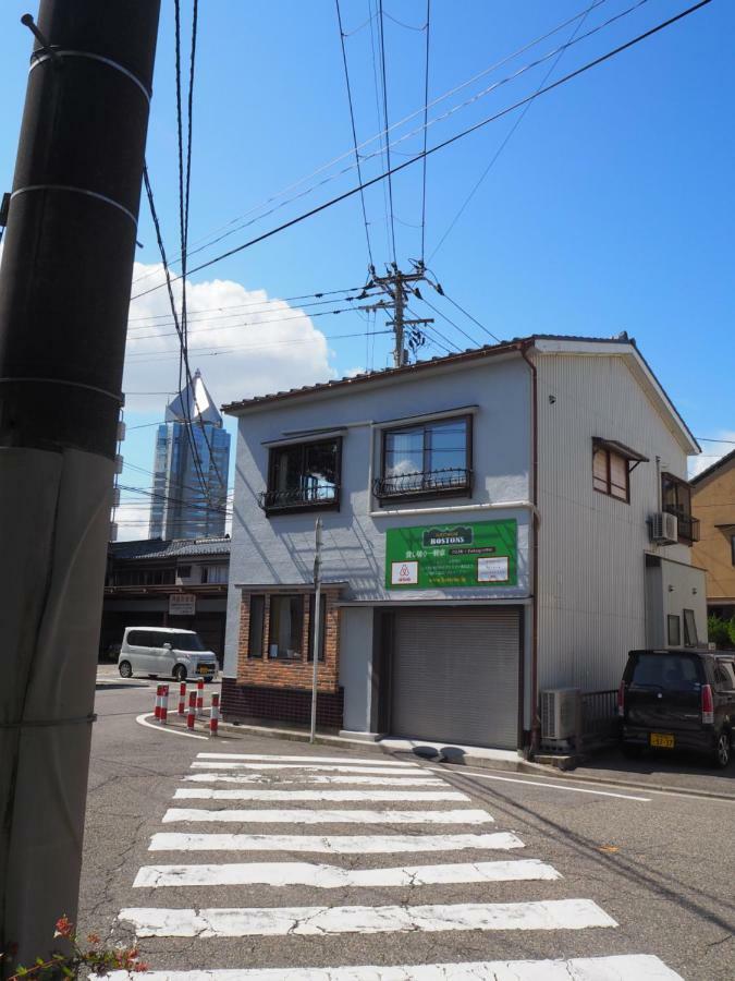 Guest House Bostons Niigata Exterior photo
