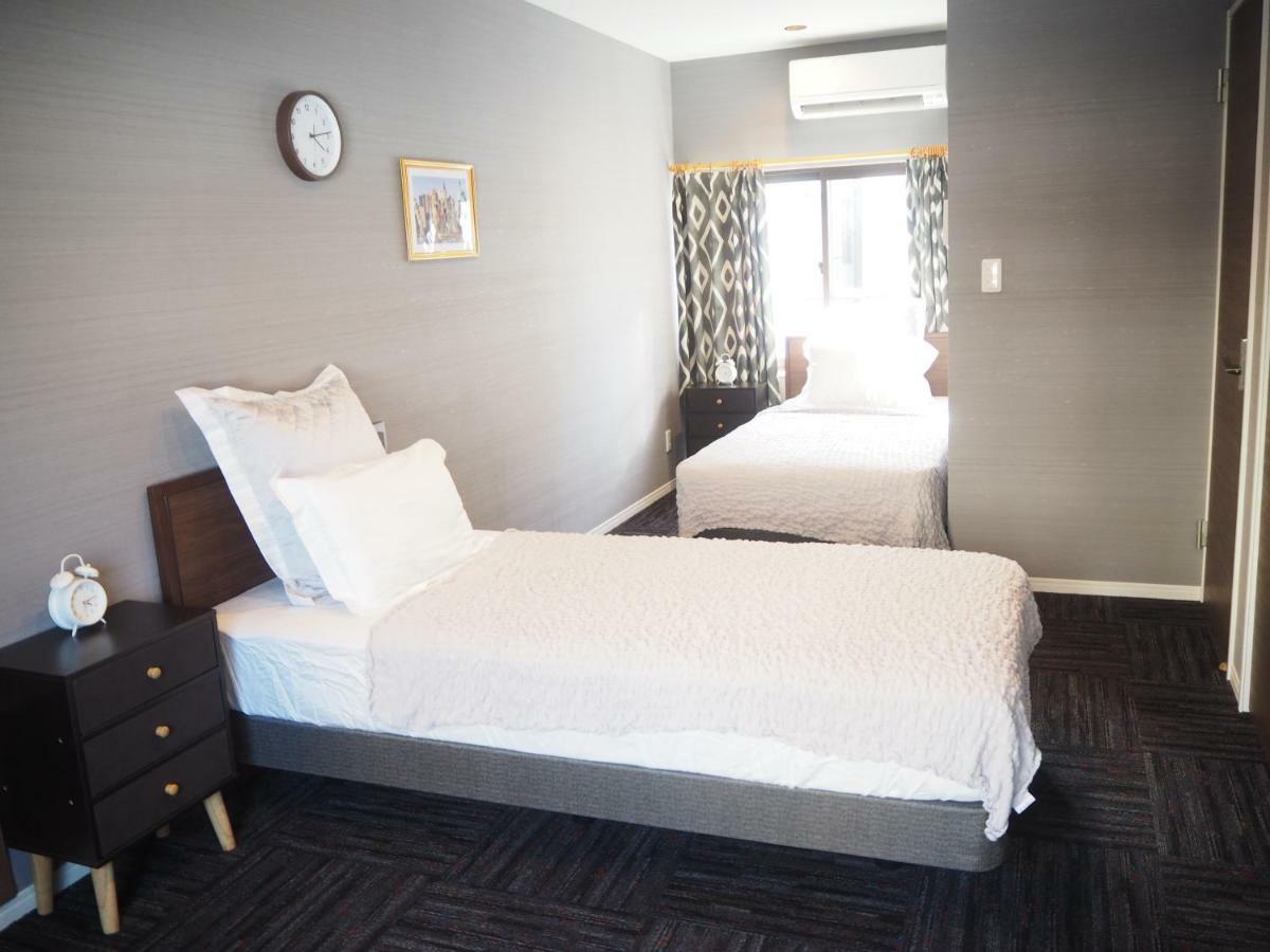 Guest House Bostons Niigata Exterior photo